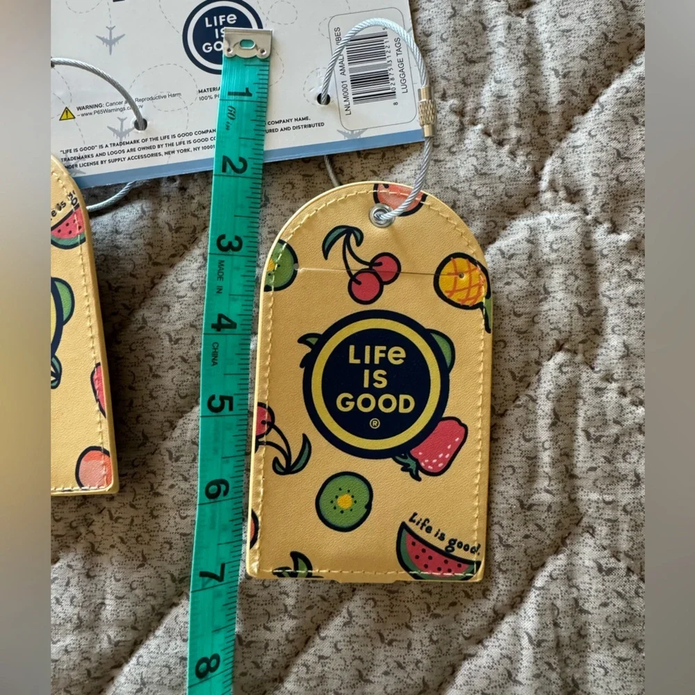 2 sets of 2 “Life Is Good” Fruit Print Luggage Tags - Yellow and Pink+ Zoom in🍉